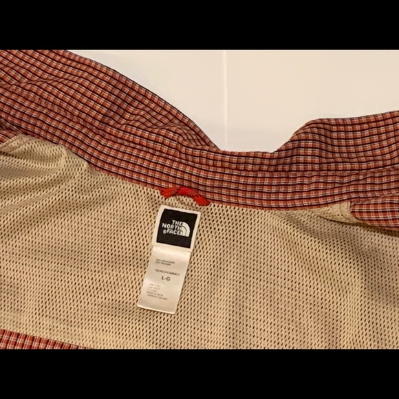 The North Face Men’s button down shirt L/G - Picture 8 of 9